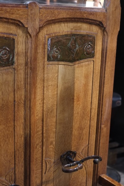 porte manteaux ancien art nouveau en chene massif